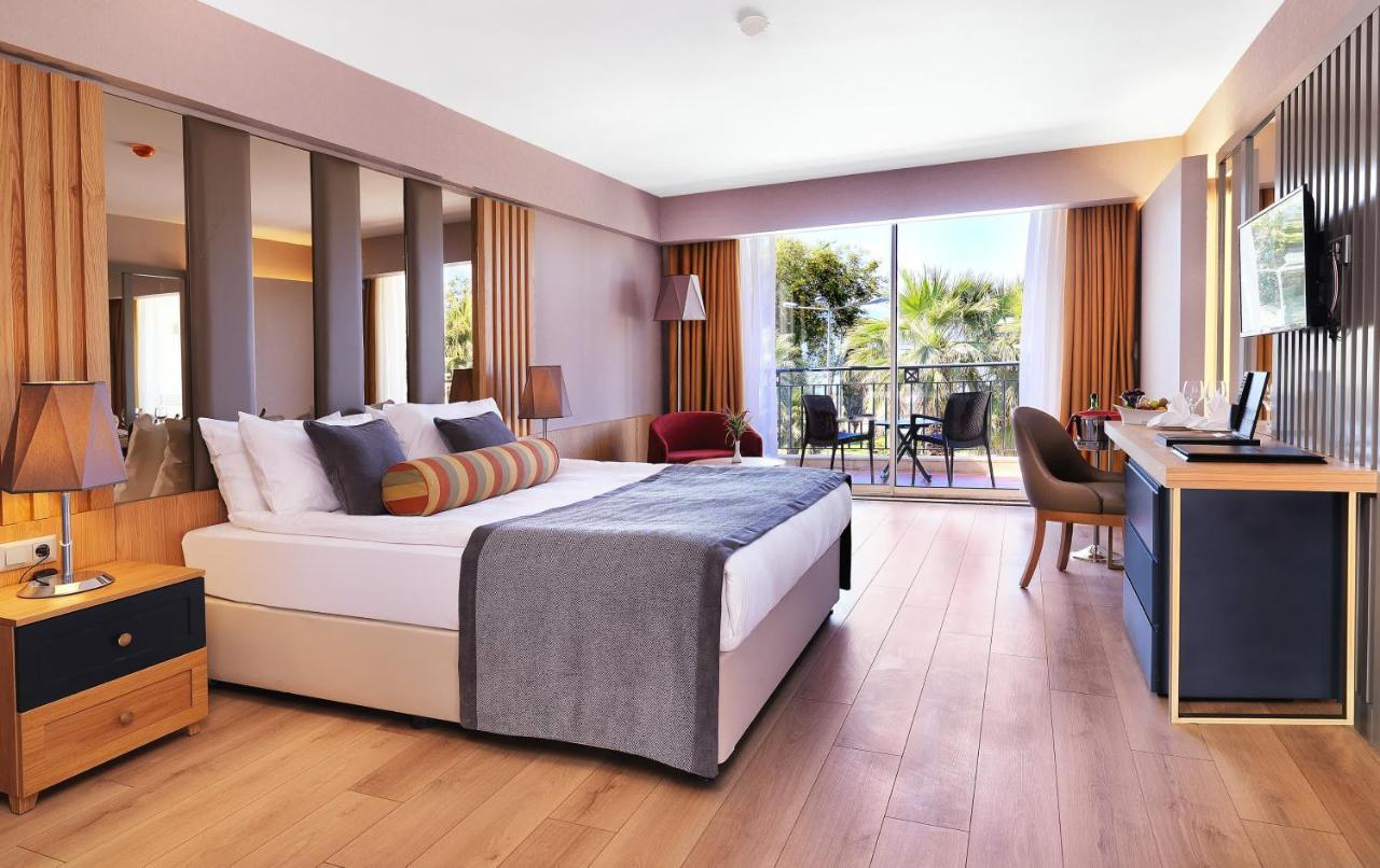 Imperial Tuerkiz Resort Hotel & Spa Kemer Exterior photo